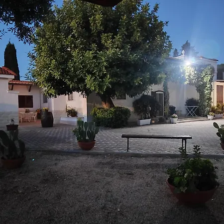 Casina Lupis Apartment *