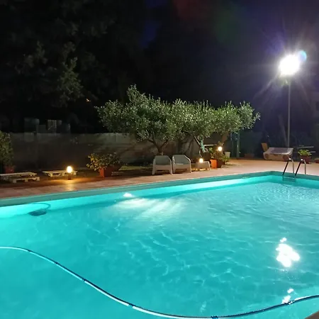 Casina Lupis Apartment *
