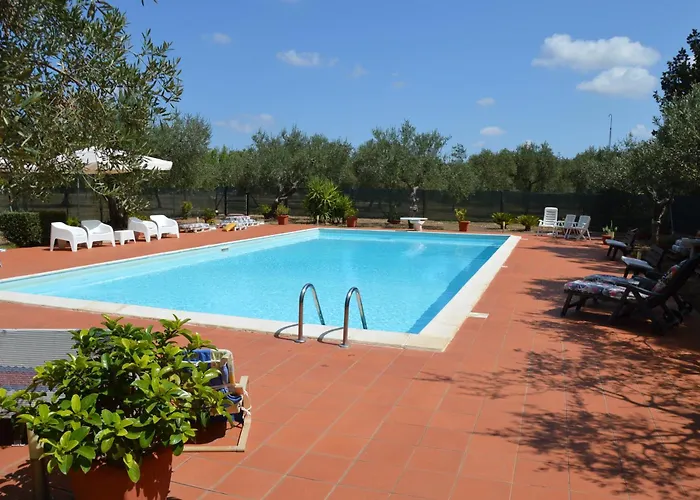 Casina Lupis شقة